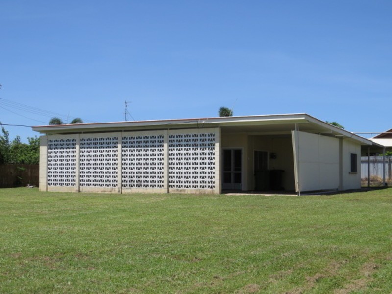 22 Gloucester Street, Bowen QLD 4805