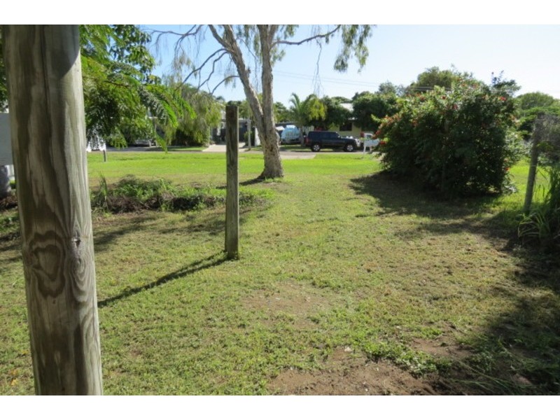 20B Leichhardt Street, Bowen QLD 4805