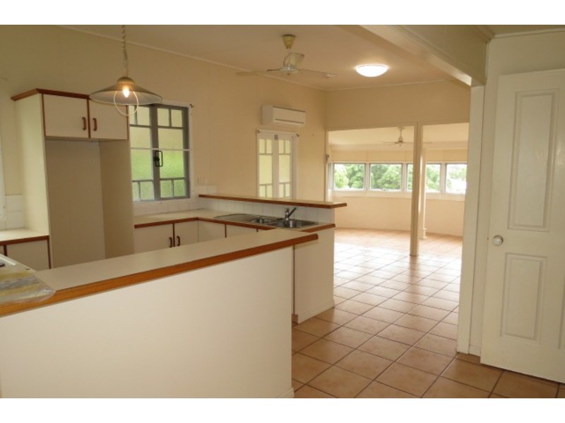 85 Williams Street, Bowen QLD 4805