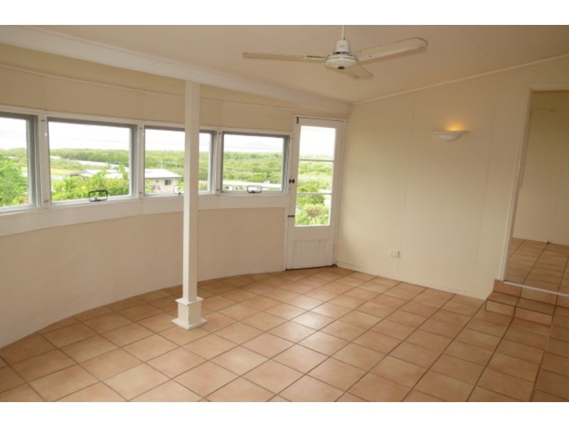 85 Williams Street, Bowen QLD 4805