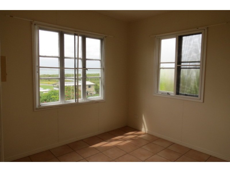 85 Williams Street, Bowen QLD 4805