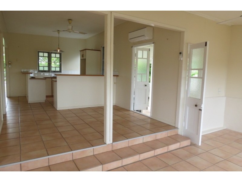 85 Williams Street, Bowen QLD 4805