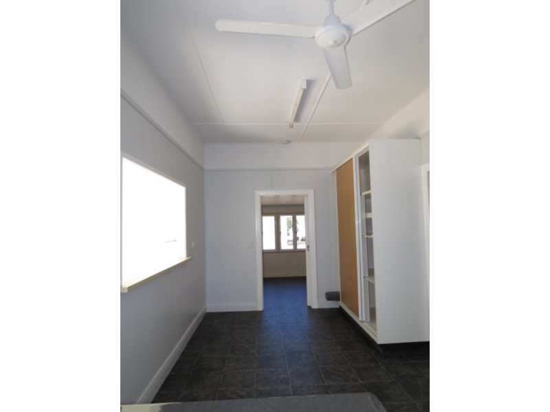 100 Dalrymple Street, Bowen QLD 4805