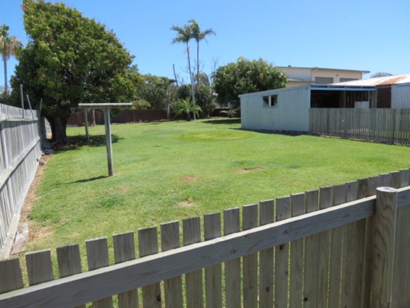 100 Dalrymple Street, Bowen QLD 4805