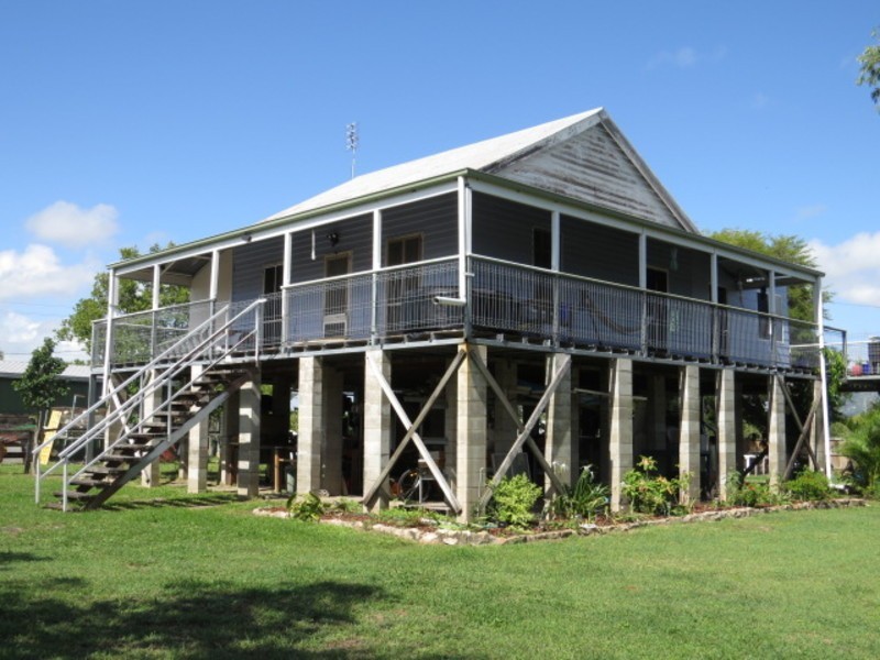 19393 Bruce Highway, Bowen QLD 4805