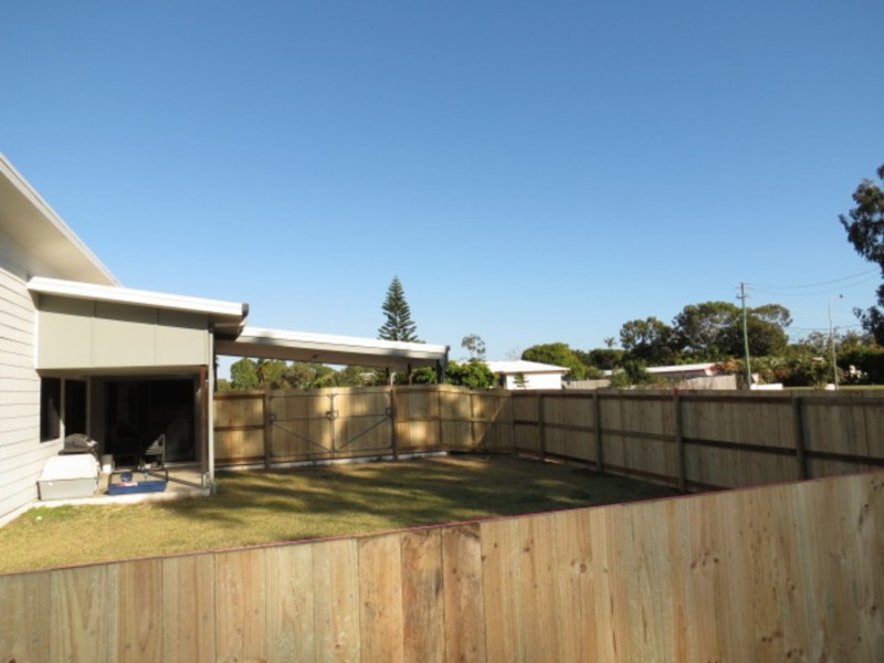 36 Crofton Street, Bowen QLD 4805