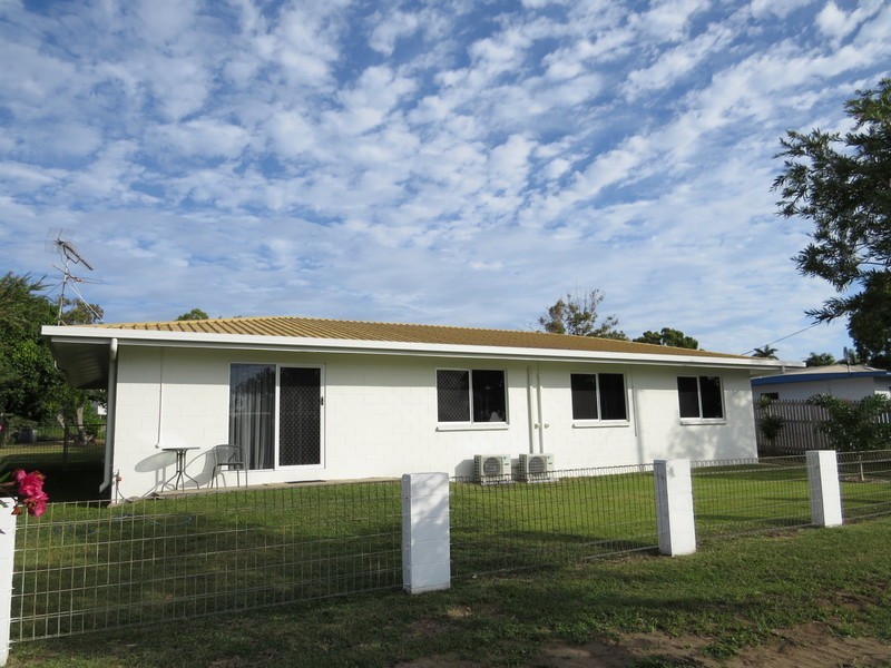 7  Queens Road, Bowen QLD 4805