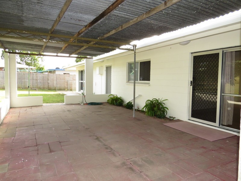 7  Queens Road, Bowen QLD 4805
