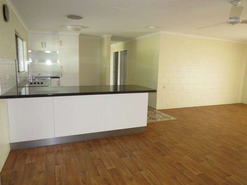 7  Queens Road, Bowen QLD 4805