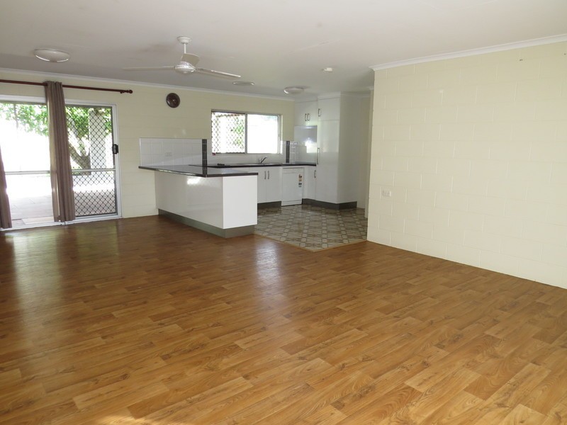 7  Queens Road, Bowen QLD 4805