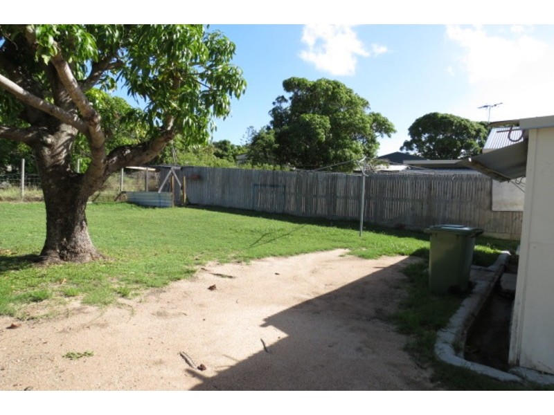 10 Johnston Street, Bowen QLD 4805