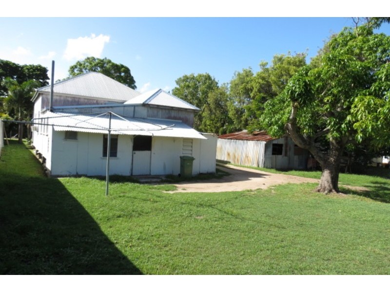 10 Johnston Street, Bowen QLD 4805