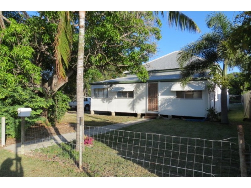 10 Johnston Street, Bowen QLD 4805