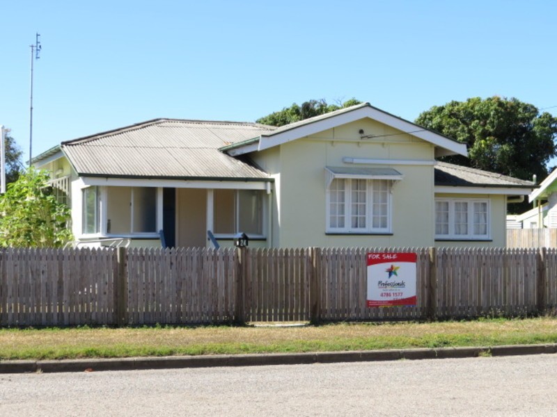 24 Whitsunday Street, Bowen QLD 4805