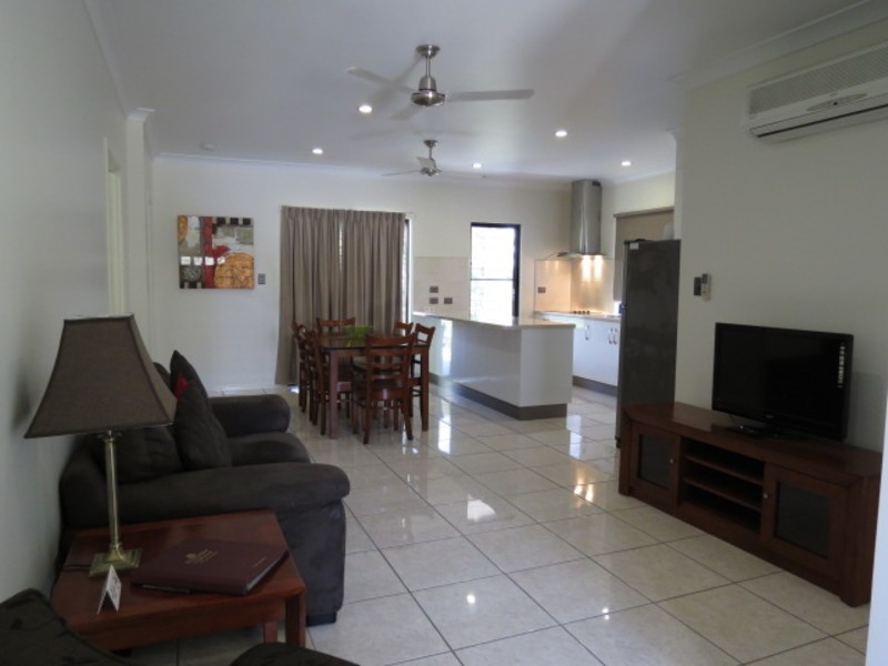 8/11 Kennedy Street, Bowen QLD 4805