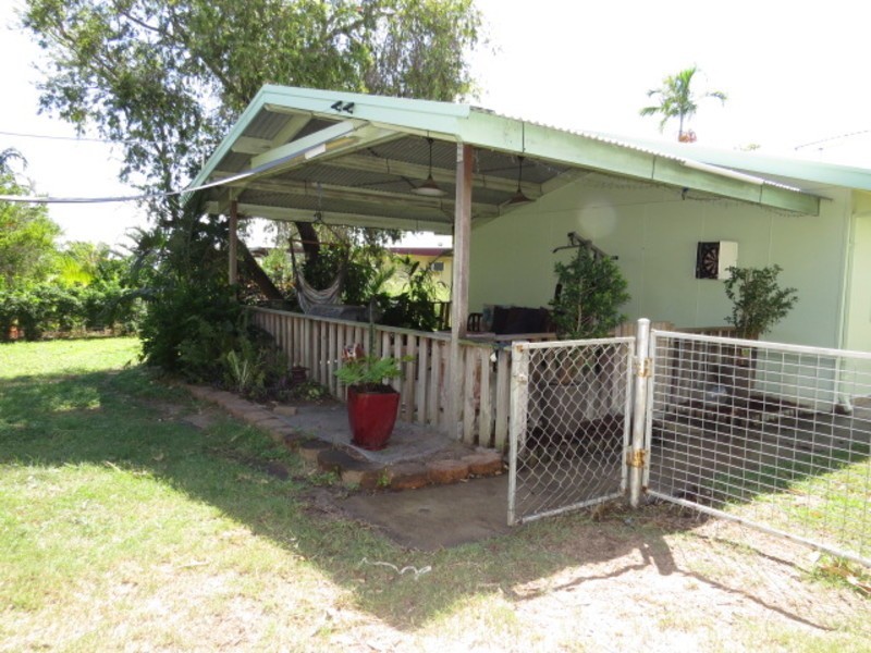 85 Kennedy Street, Bowen QLD 4805