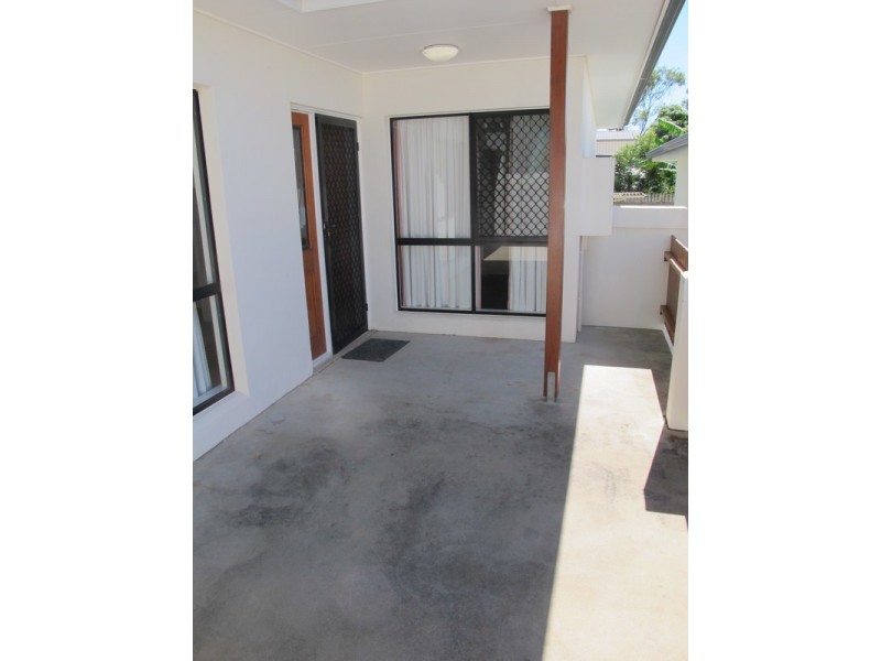 4/13 Queens Road, Bowen QLD 4805