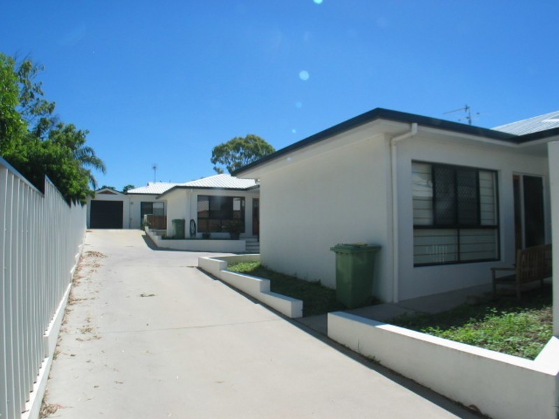 4/13 Queens Road, Bowen QLD 4805