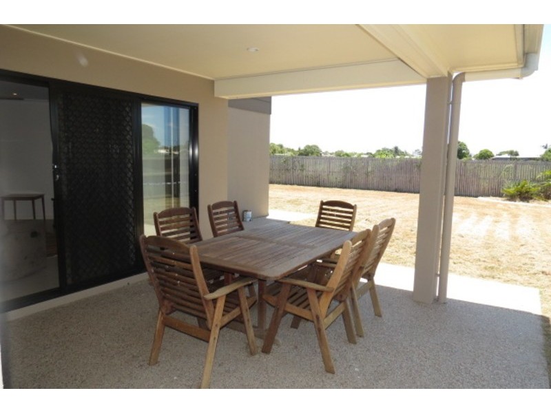 4 Harrison Court, Bowen QLD 4805