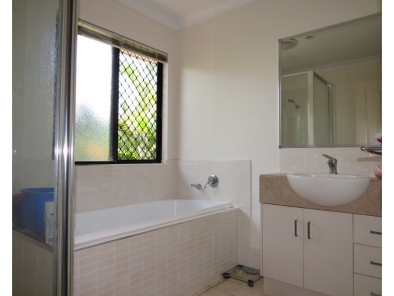 5 Lucinda Place, Bowen QLD 4805
