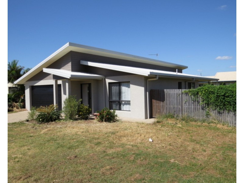 5 Lucinda Place, Bowen QLD 4805