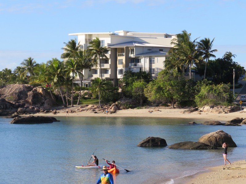 30/2b Horseshoe Bay Road, Bowen QLD 4805