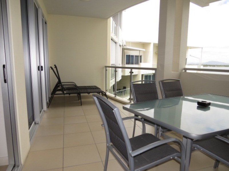 30/2b Horseshoe Bay Road, Bowen QLD 4805