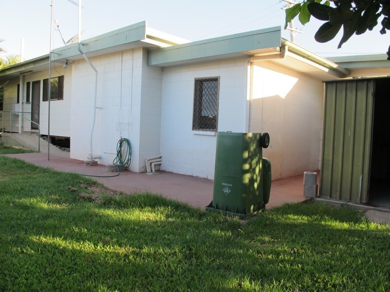 20 Verna Street, Bowen QLD 4805