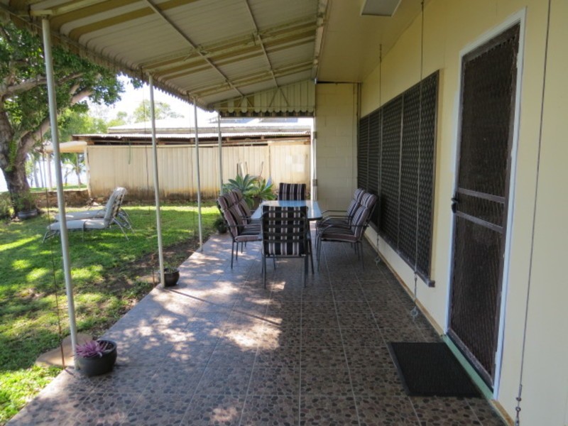 72 Whyte Avenue, Bowen QLD 4805