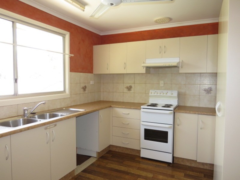 37 Walker Street, Collinsville QLD 4804