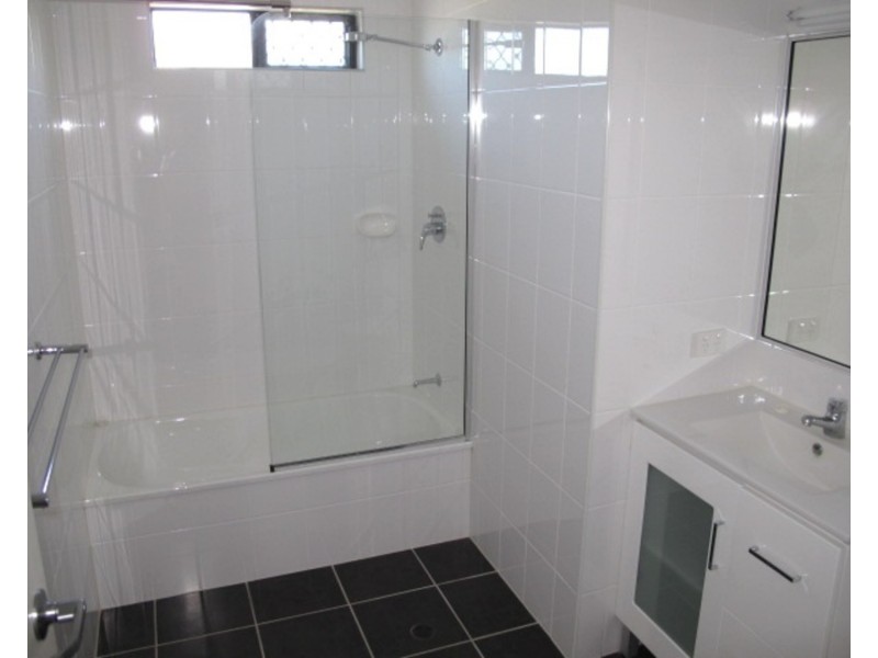 16 Williams Street, Bowen QLD 4805