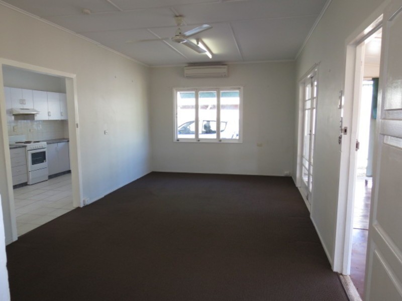 25a Livingstone Street, Bowen QLD 4805
