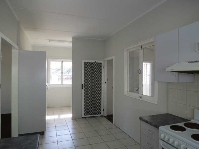 25a Livingstone Street, Bowen QLD 4805