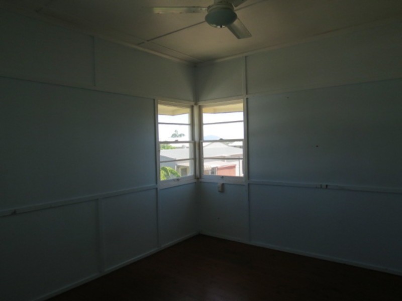 27 Elphinstone Street, Bowen QLD 4805