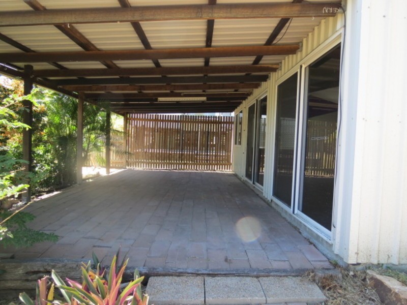 27 Elphinstone Street, Bowen QLD 4805