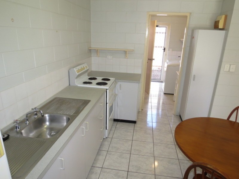 6/43 Crofton Street, Bowen QLD 4805