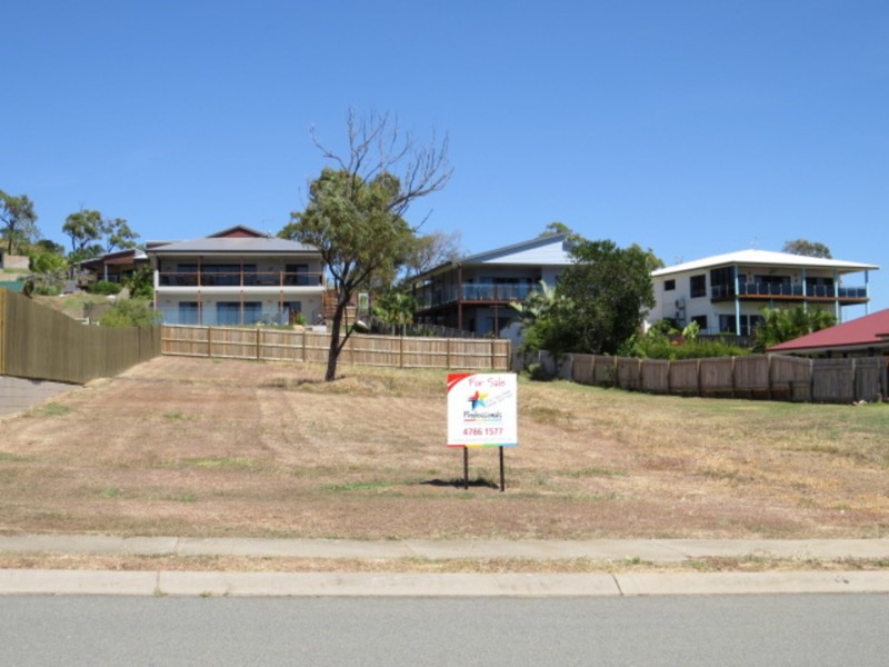 13 Marine Parade, Bowen QLD 4805