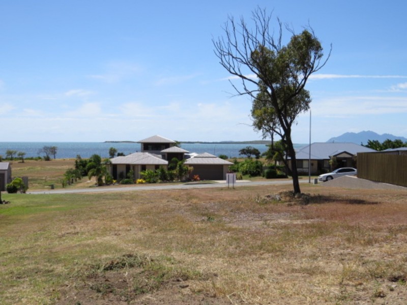 13 Marine Parade, Bowen QLD 4805