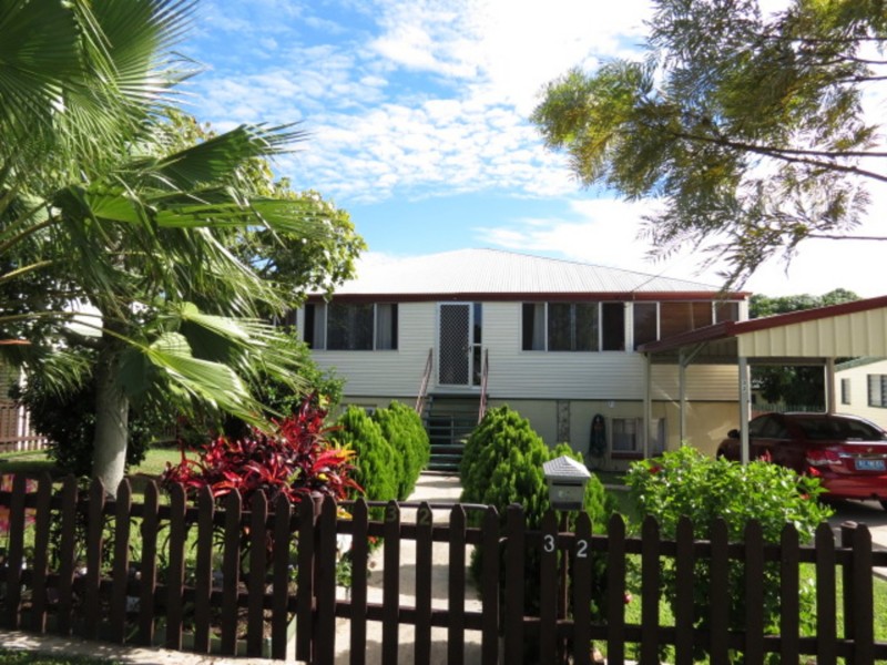 32 Reynolds Street, Bowen QLD 4805