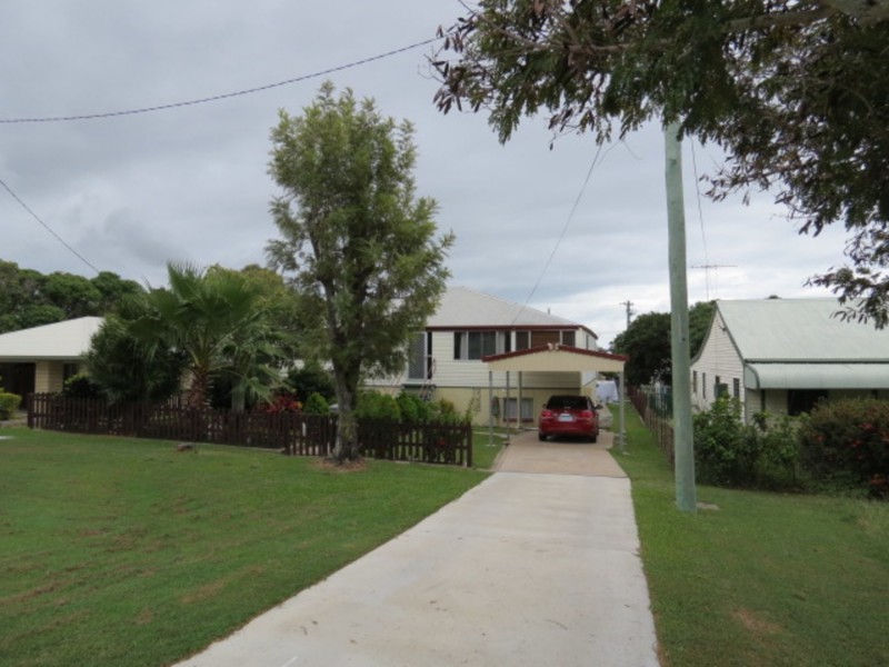 32 Reynolds Street, Bowen QLD 4805