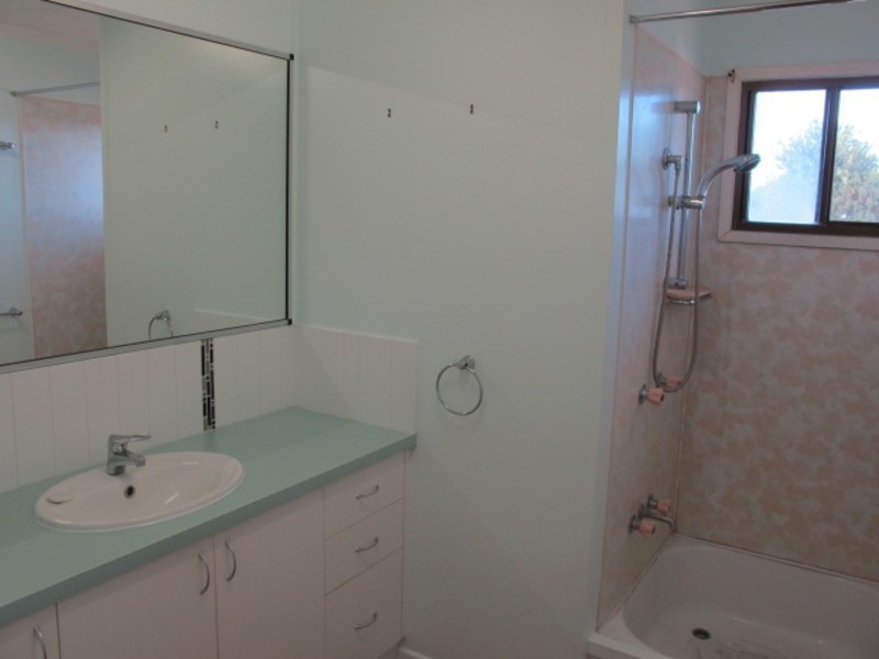 84 Gregory Street, Bowen QLD 4805