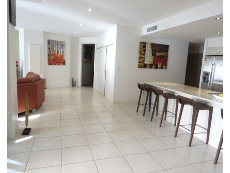 5/2b Horseshoe Bay Road, Bowen QLD 4805
