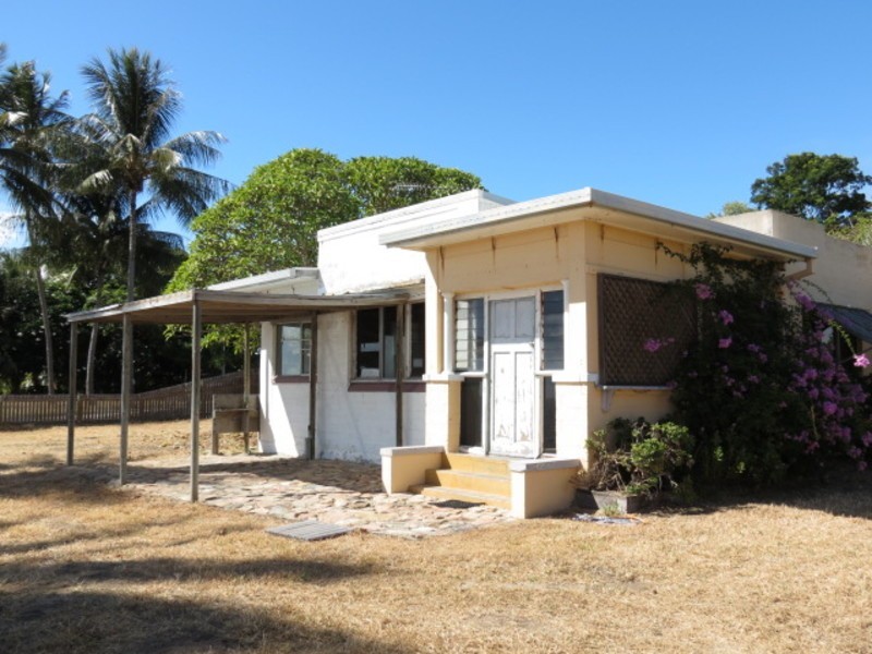 8 Howard Street, Bowen QLD 4805