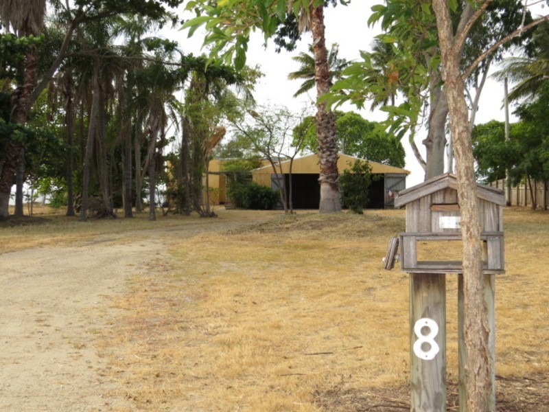 8 Howard Street, Bowen QLD 4805