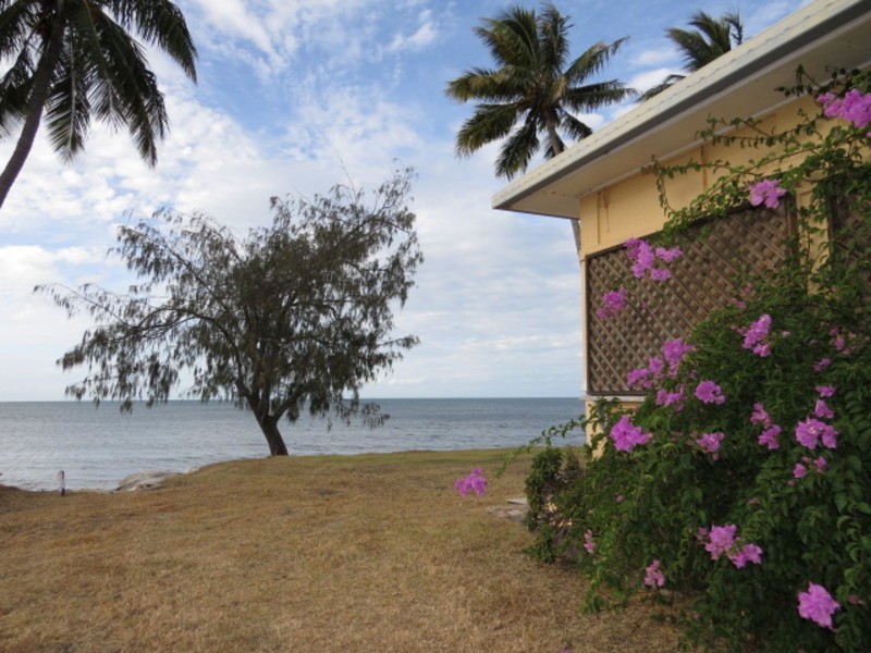 8 Howard Street, Bowen QLD 4805