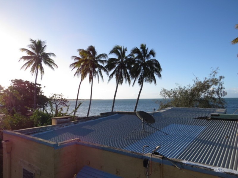 8 Howard Street, Bowen QLD 4805
