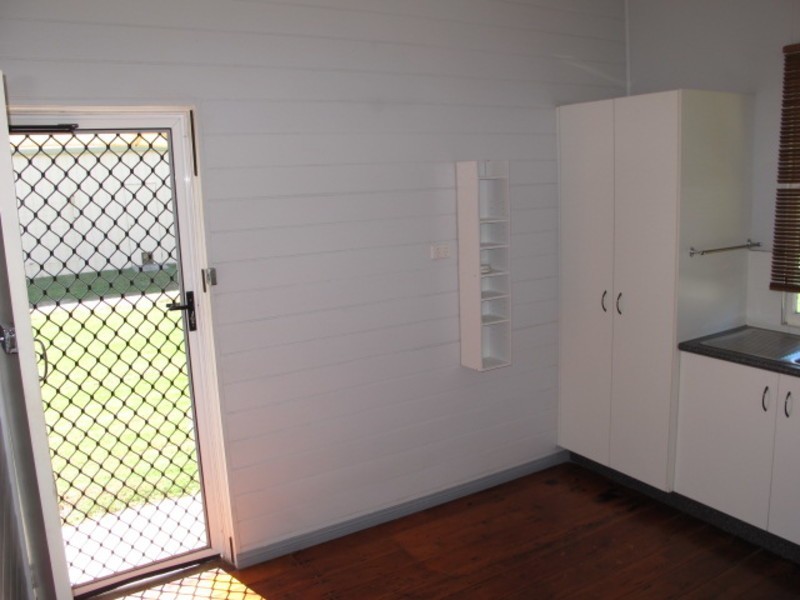 90 Powell Street, Bowen QLD 4805
