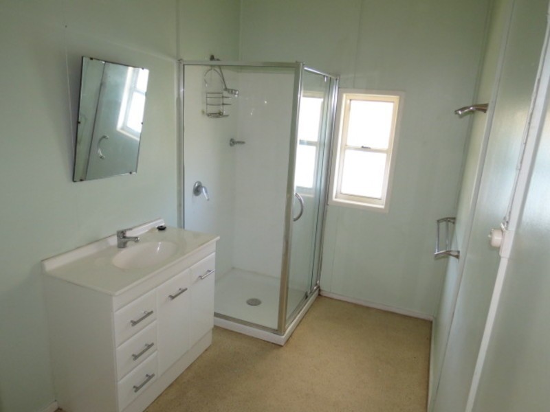 28 Dalrymple Street, Bowen QLD 4805