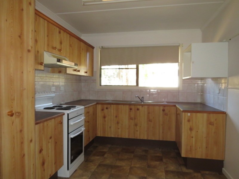 84 Gregory Street, Bowen QLD 4805