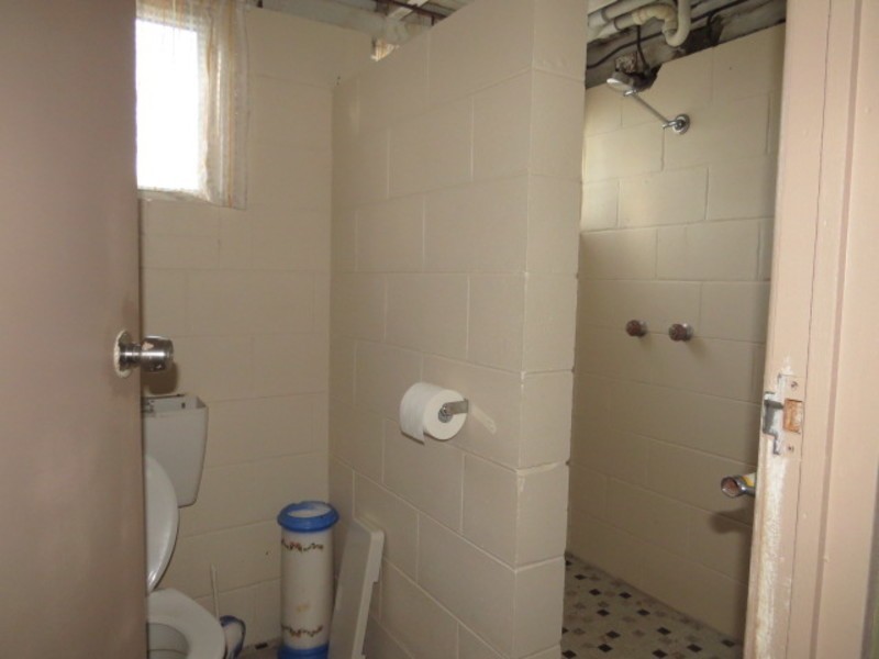 32 Reynolds Street, Bowen QLD 4805